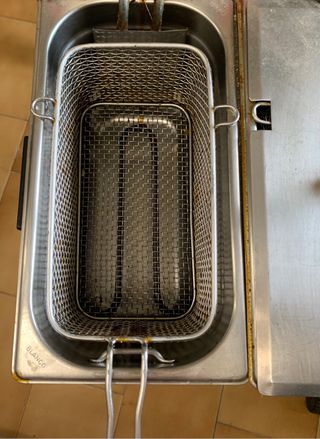 Freidora profesional de doble cesta marca JEMI