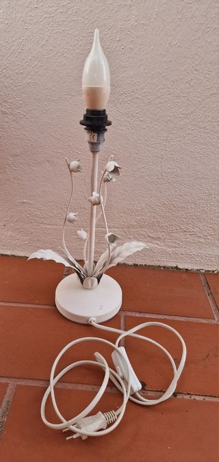 Pie de lámpara de mesa