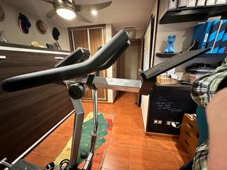 soporte tableta bici eliptica indoor walking