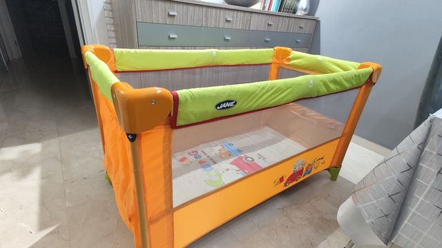 Culla da viaggio pieghevole a 2 altezze + materasso