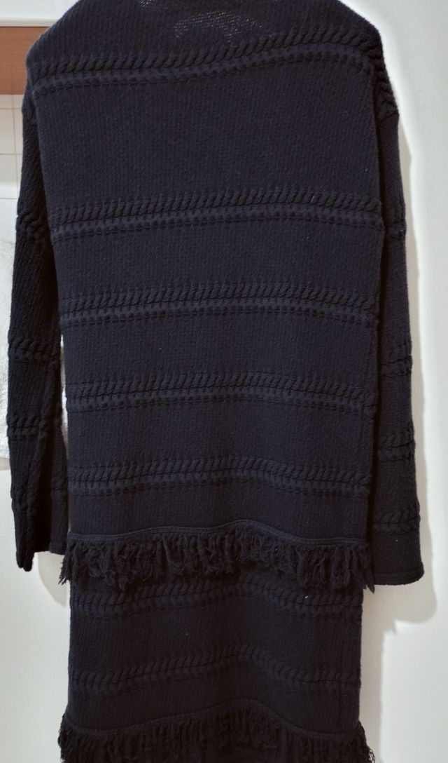 Cardigan blu notte con frange 