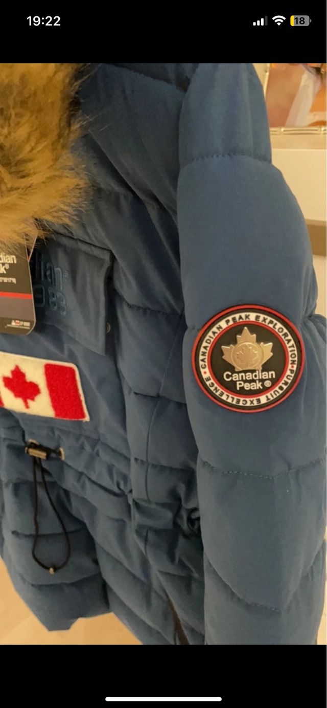 ANORAQUE CANADIANO
