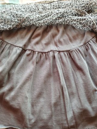 Falda  gris estampado de animal print