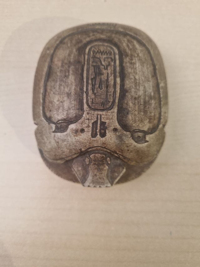 Escarabajo egipto piedra