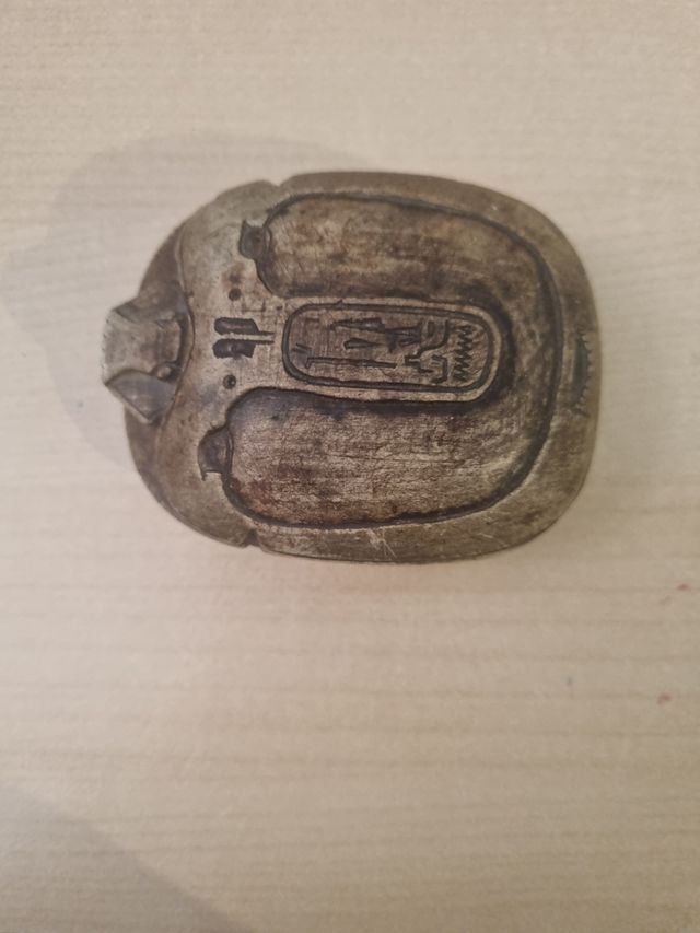 Escarabajo egipto piedra