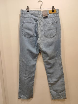 Pantalón vaquero Emidio Tucci(nuevo)