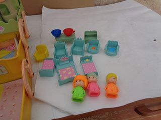 pin y pon (pinypon) castillos family o casa   . Le