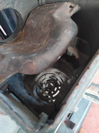 Estufa de leña y carbón jotul