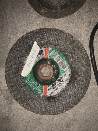 Radial Bosch GWS230 con maletín original