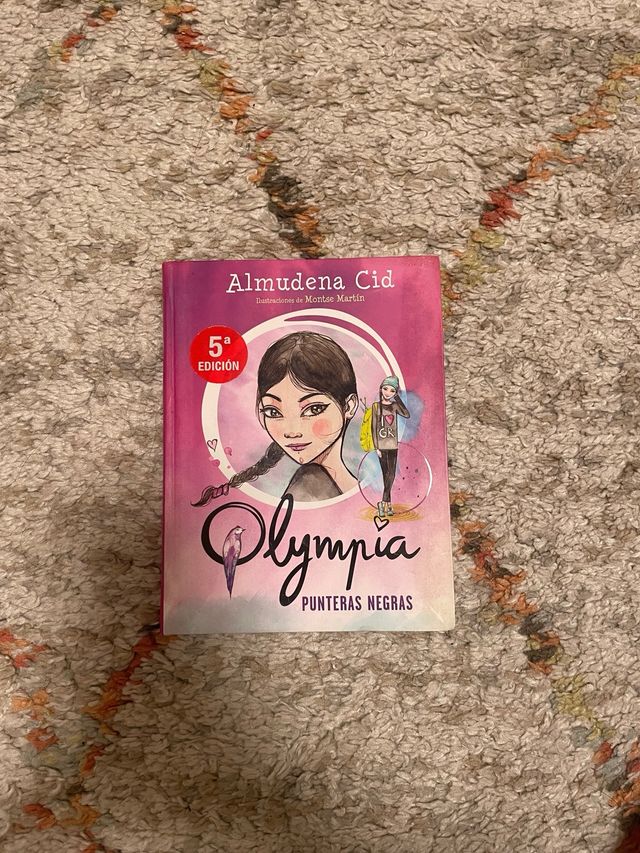 Libro ilustrado: Olympia, Punteras negras