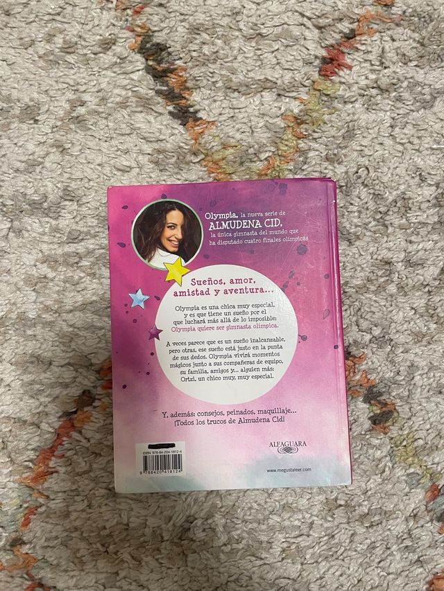 Libro ilustrado: Olympia, Punteras negras