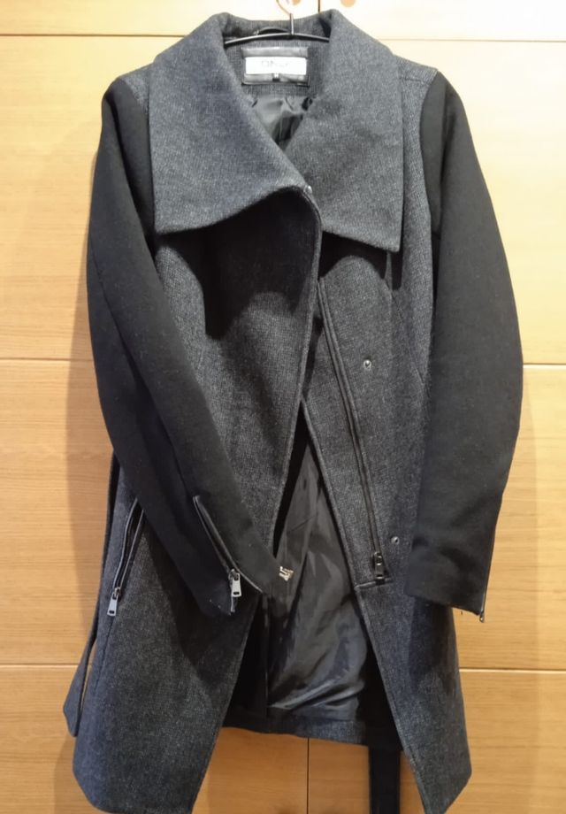 ABRIGO MARCA ONLY