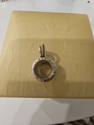 Colgante pandora