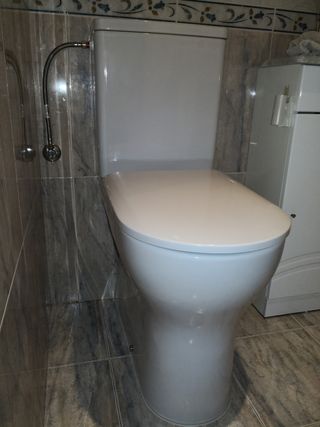 W.C. PERSONAS MAYORES MOVILIDAD REDUCIDA