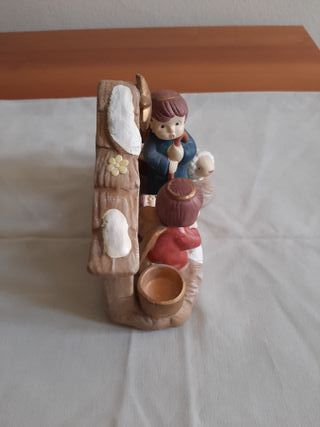 Presepe da tavolo in ceramica colorata