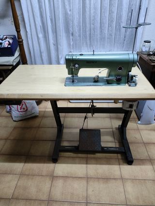 Maquina de coser industrial Refrey