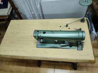 Maquina de coser industrial Refrey