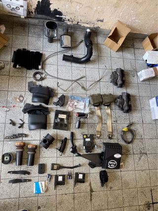 ricambi a3 8p di diverso tipo