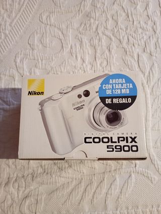 CAJA cámara NIKON 5900, instrucciones, discos