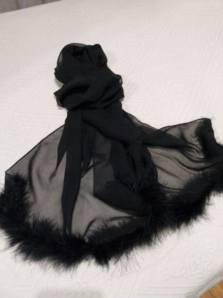 Foulard Plumas marabú negro 