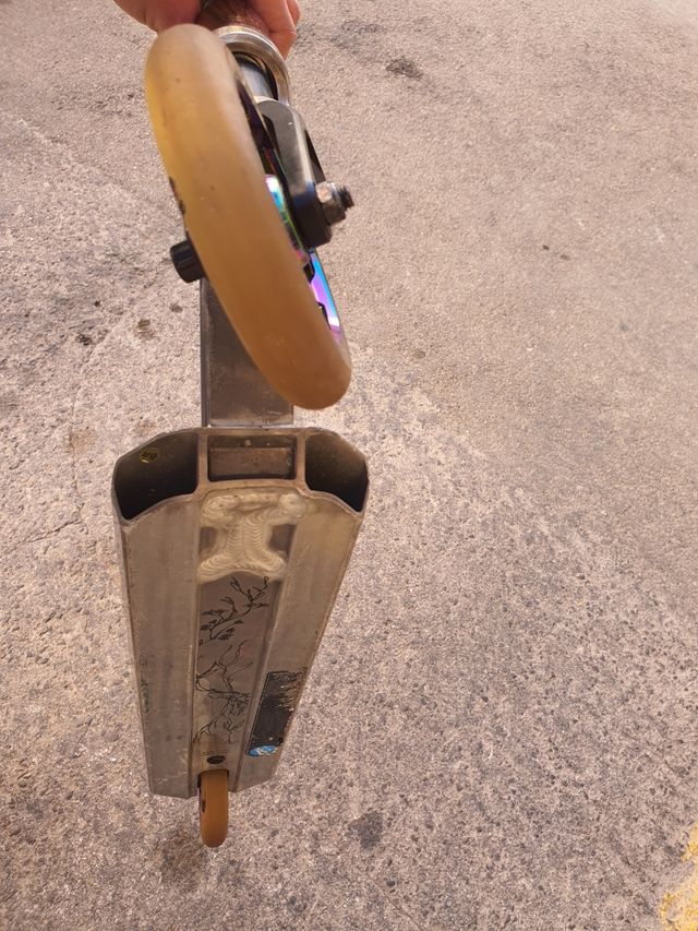 Patinete Scooter Freestyle + Pegs