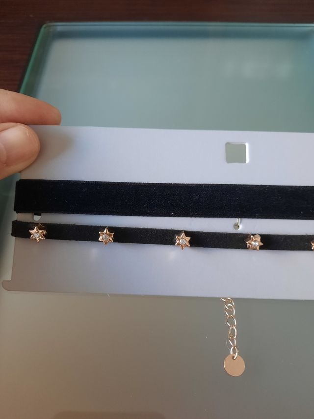 Chockers estrellas negro dorado nuevo