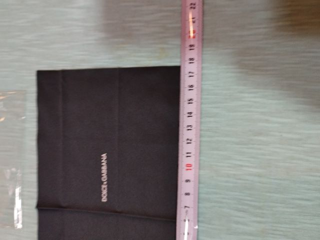 Gamuza gafas nueva sin usar Dolce & Gabanna