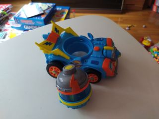 Superthings: kazoom Racer. coche
