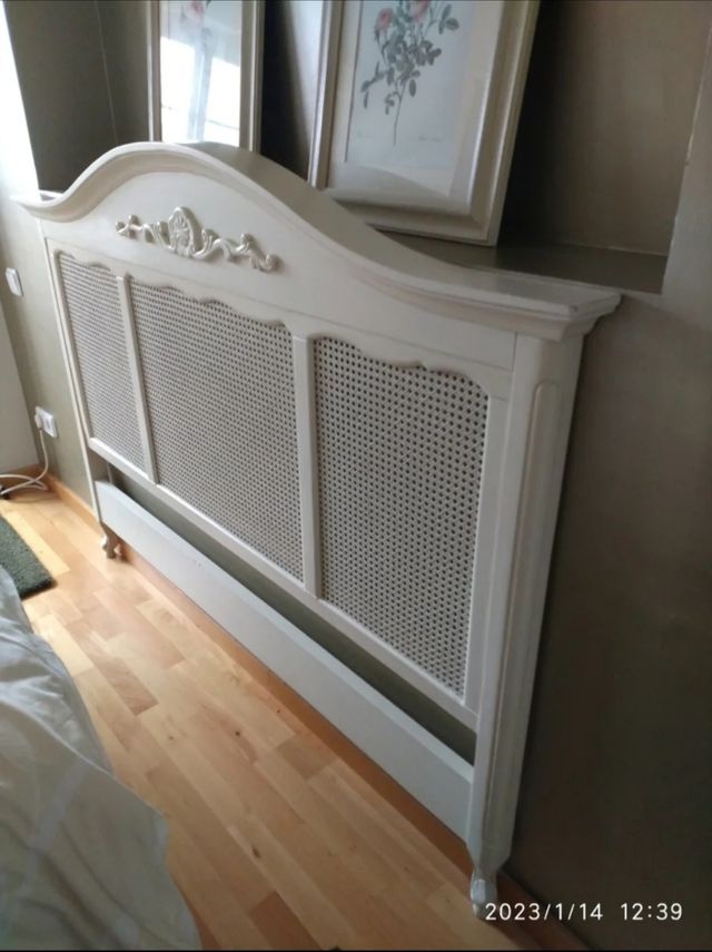 Cabecero estilo romántico