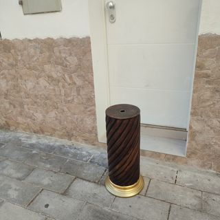 Peana en porcelana de calidad vintage