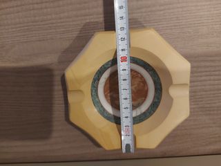 Cenicero mineral