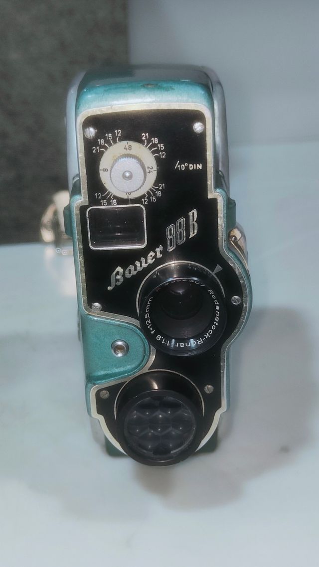 Fotocamera Bauer 88b e regalo eumig