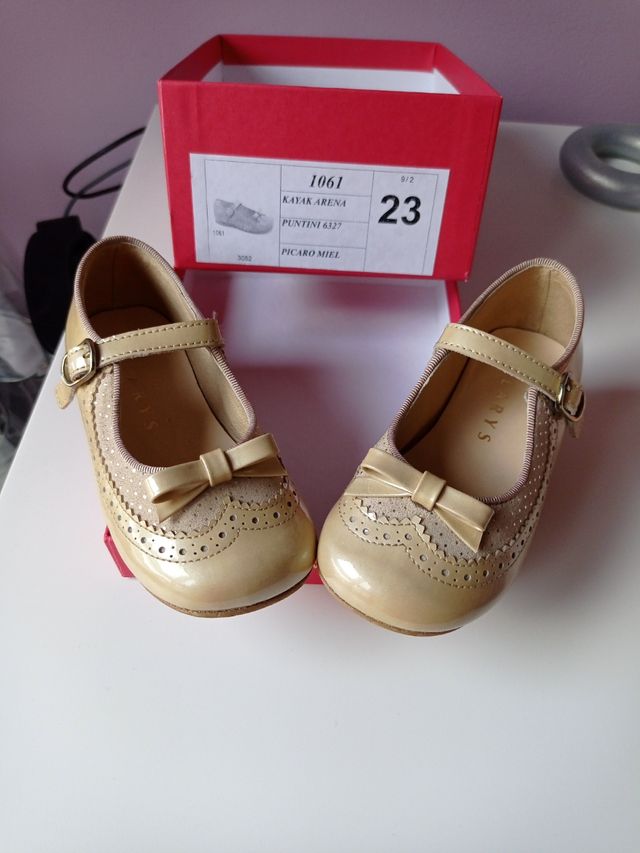 Zapatitos niña