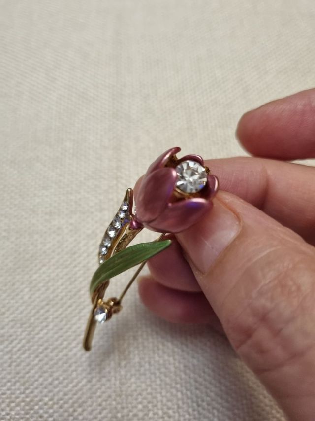 Broche en fantasía tulipán NUEVO
