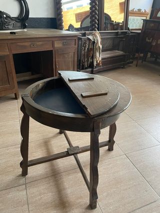 MUEBLE ANTIGUO - MESA REDONDA
