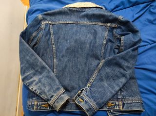 Cazadora vaquera borrego, Lee