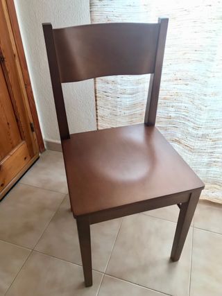 Silla de madera de haya