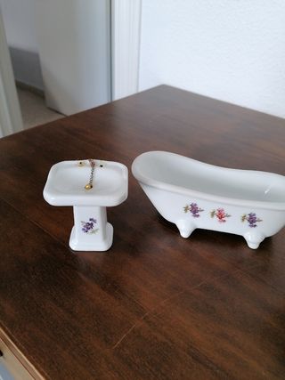 Baño de casita de muñecas