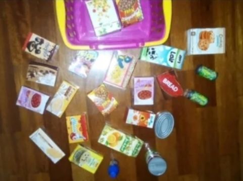 Cesta con productos cocinita bebé