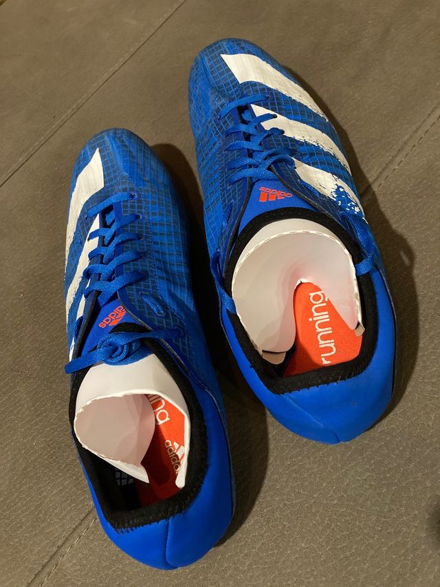 zapatillas clavos 45 de competición adidas