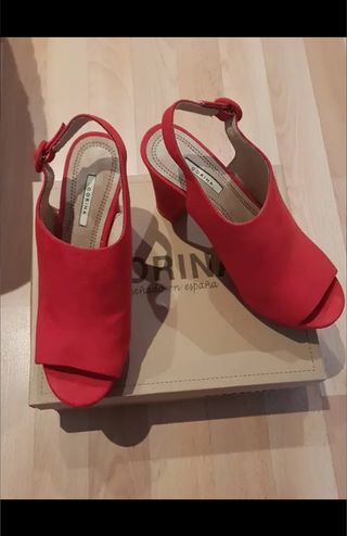 TACONES ROJOS NUEVOS 