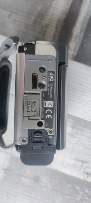 CAMARA VIDEO JVC everio gz-mg335he