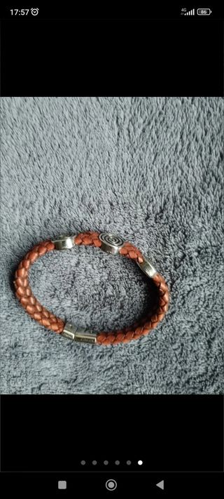Pulsera cuero