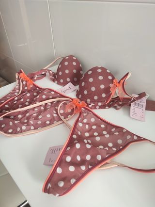 Conjunto braga, tanga (38) y sujetador (85C)