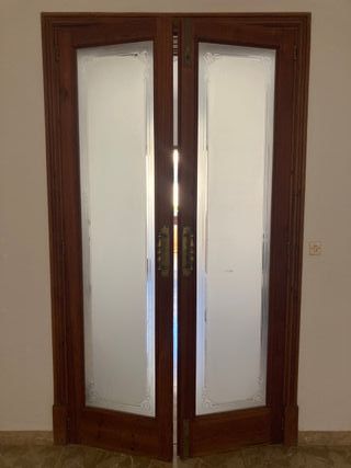 2 unidades. Puerta doble hoja madera y cristal