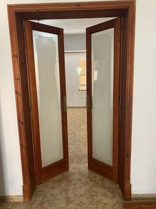 2 unidades. Puerta doble hoja madera y cristal