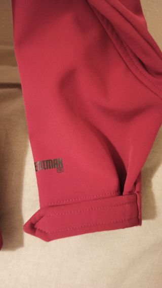Cortavientos polar.  Solo venta en persona..