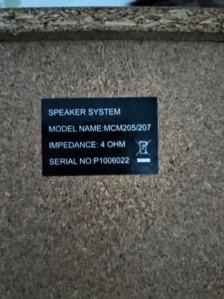 Altavoces PHILIPS nuevos sin uso.