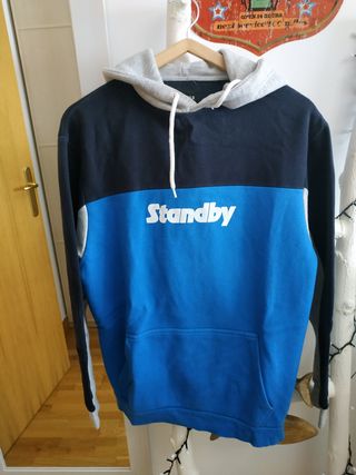 Sudadera hombre Pull and Bear, talla s