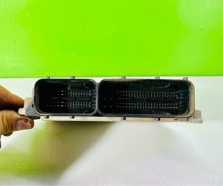 0281013593 Centralita Motor Opel Zafira B 1.9CDTI